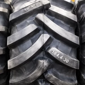 LLANTA 18.4-30 SOLIDWAY 12 PR R1 BARRA 1/2